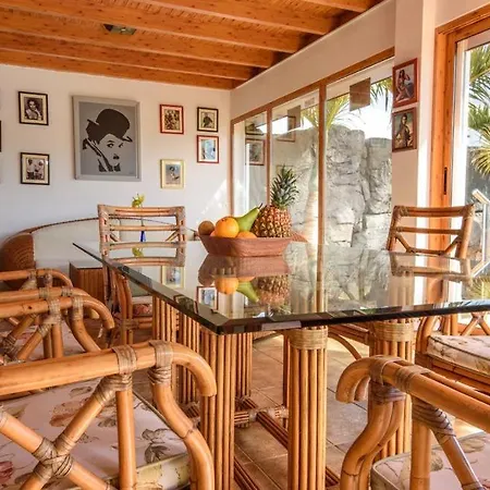 Lanzarote Olive Вилла Коста Бланка